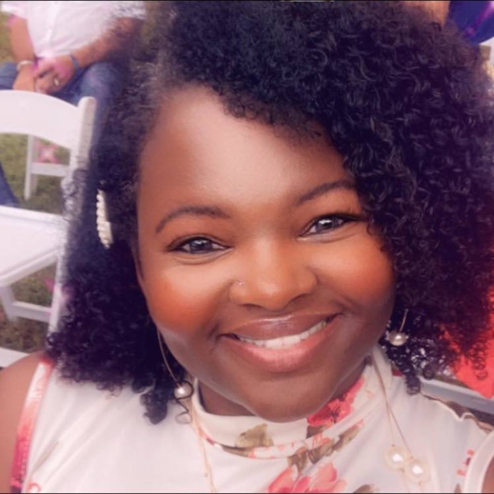 Meet your Posher, Cha-sia